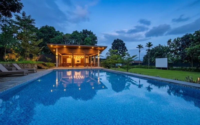 Kolam Renang Tjapoeng Resort Pancawati Bogor